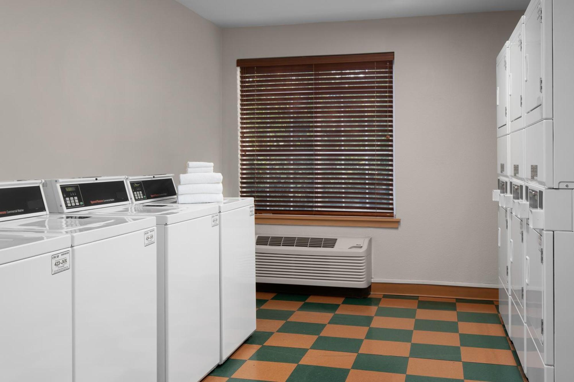Larkspur Landing Extended Stay Suites Roseville Exteriér fotografie